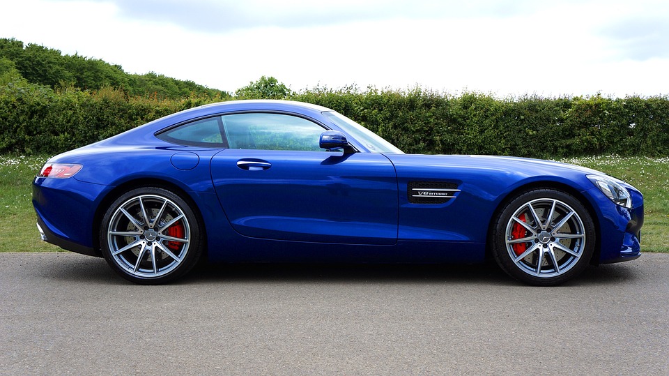 Louer une voiture pour un week-end en amoureux